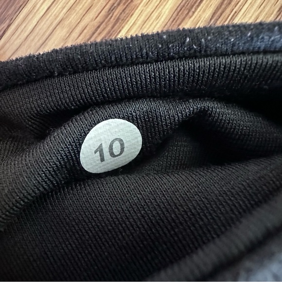 Lululemon Align Leggings Size 10 Black Snakeskin Pattern - Picture 5 of 8